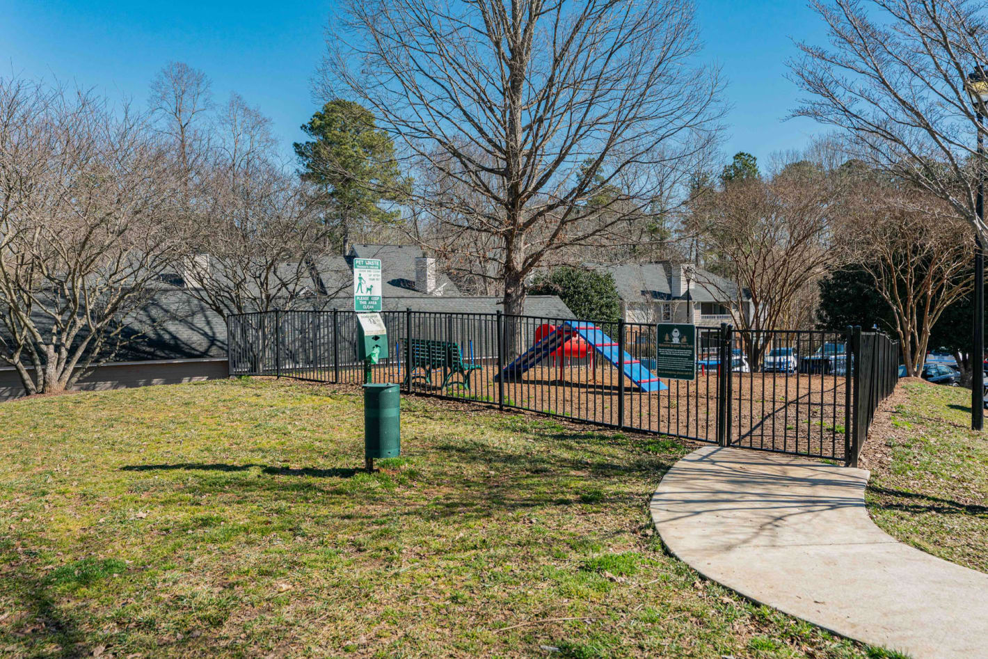 Cary, NC Apartments Amberwood at Lochmere Photo Gallery